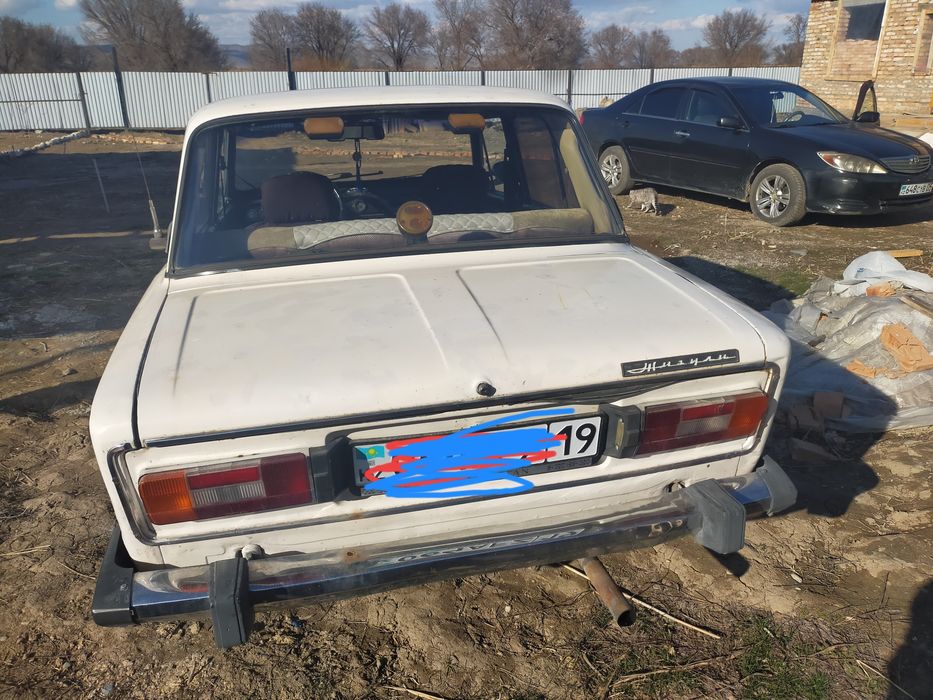 Продам срочно машину