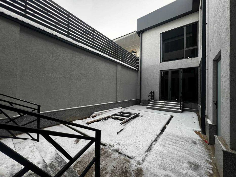 Сдаётся офис  на Яккасарай