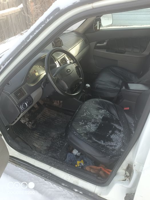 Приора продам универсал