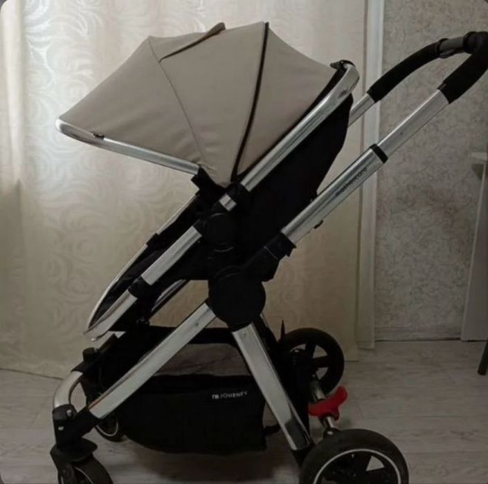 Коляска Mothercare