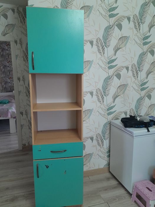 Продам срочно шкаф