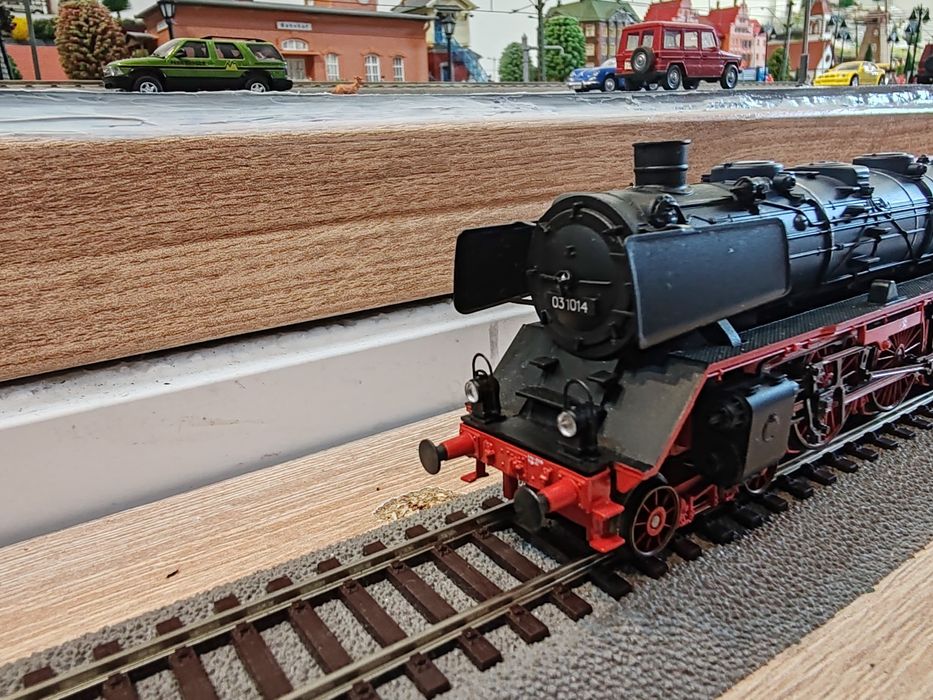 Locomotiva br 03 trenulețe electrice h0 digitala