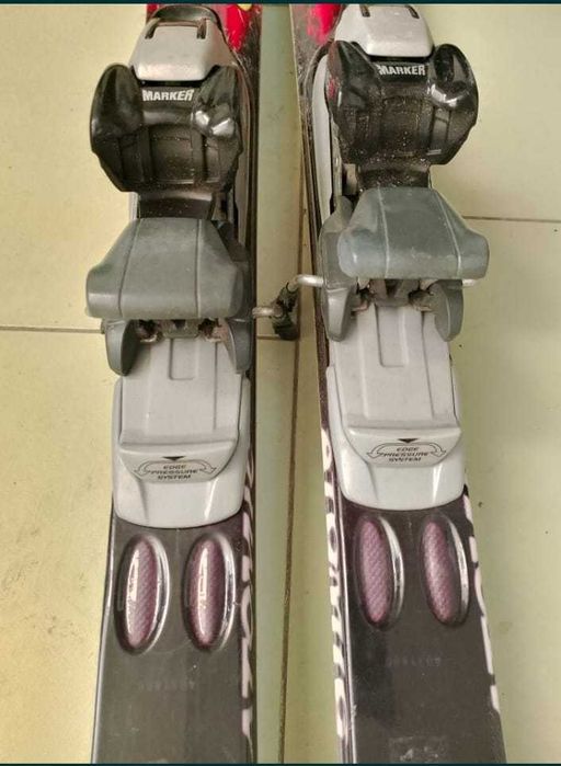 Schiuri Atomic 150 în stare foarte bună