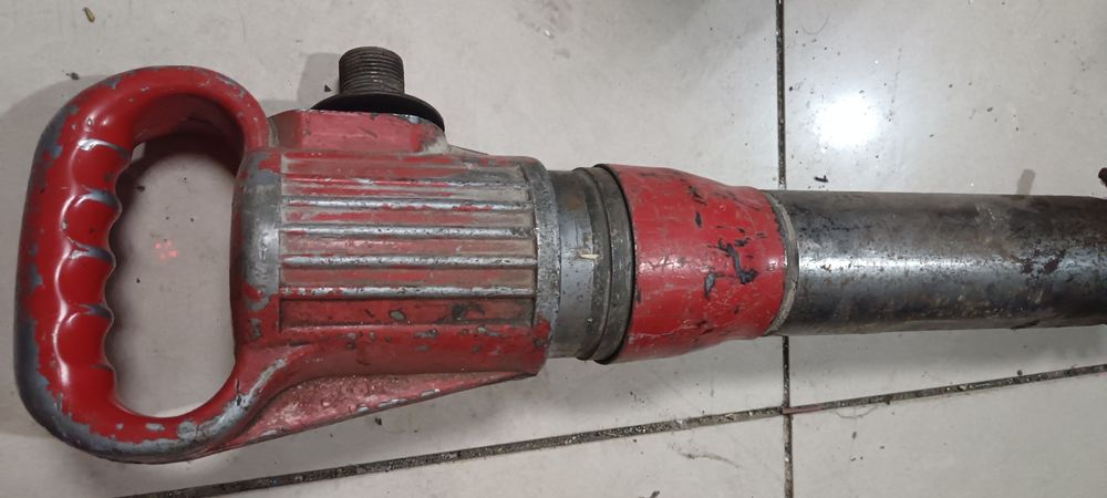 Отбойный молоток