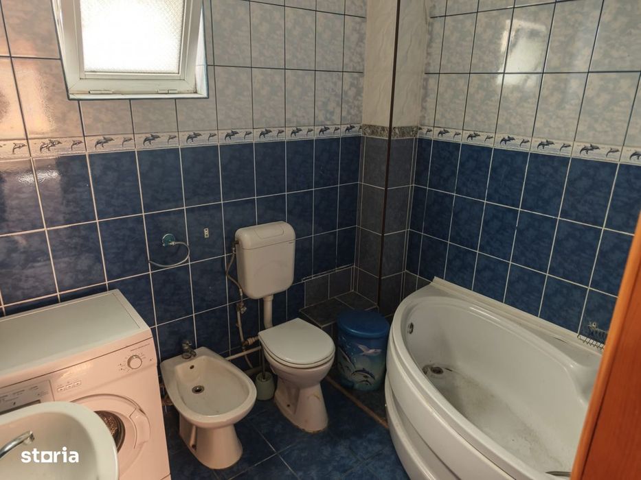 Casă Spațioasă De Inchiriat – Exercițiu | Ideală Pentru Afacere