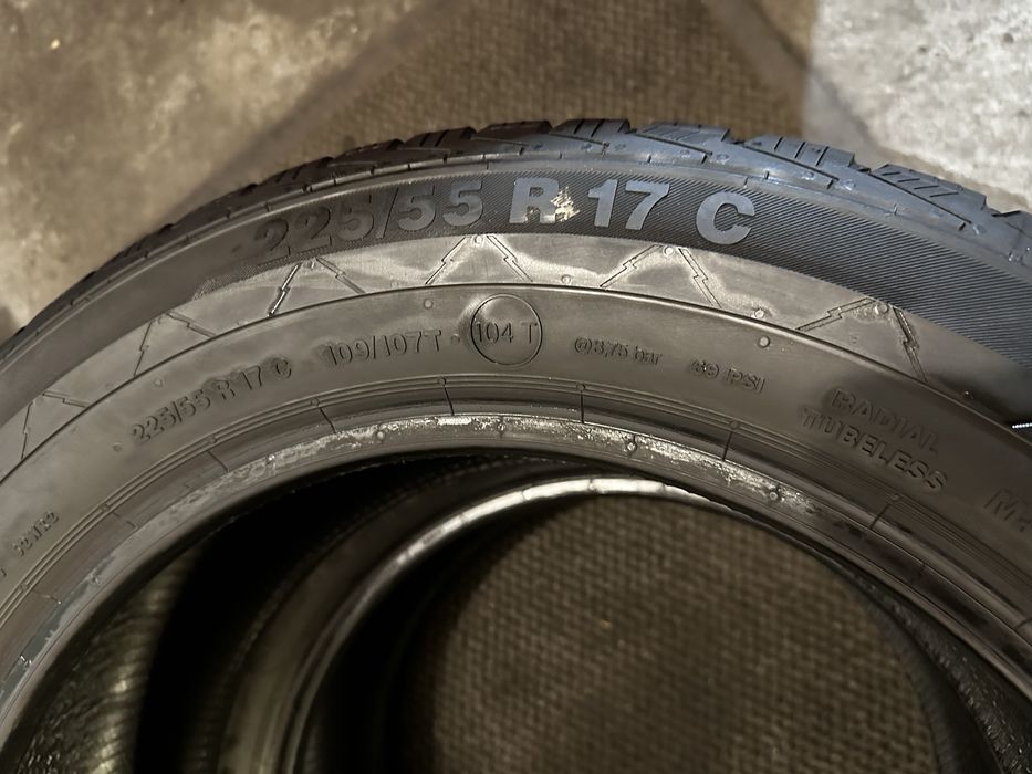 225/55 R17C 109/107T - Continental VancoWinter 2 M+S Oferta