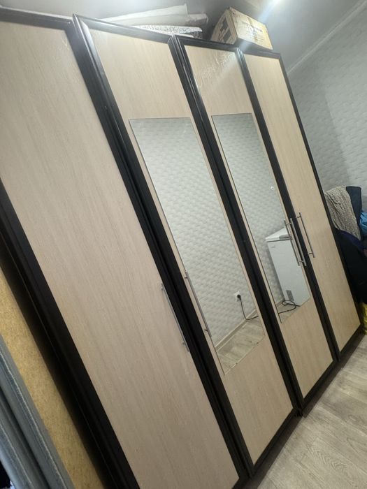 Спальный гарнитур