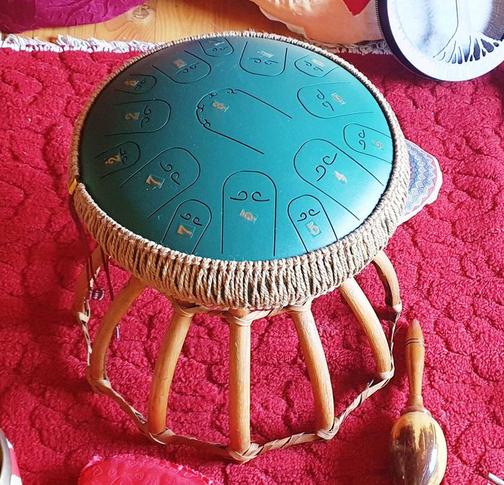 Handpan –(Tamburina -Toba cu limba din oțel) instrument de percuție