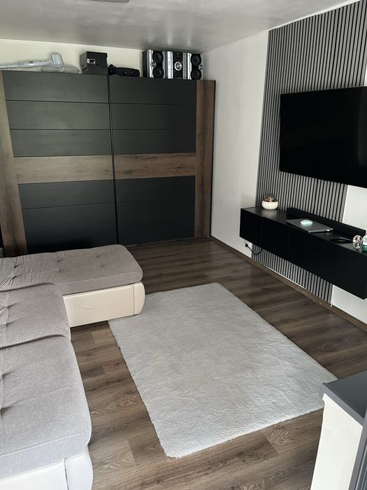 Apartament 3 camere decomandat 2 bai. Astra nu colaborez cu agentii. .
