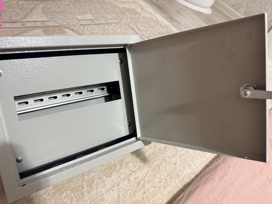 Продам новый электро щит