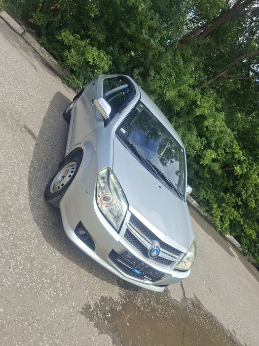 Продам машину Geely mk 2009