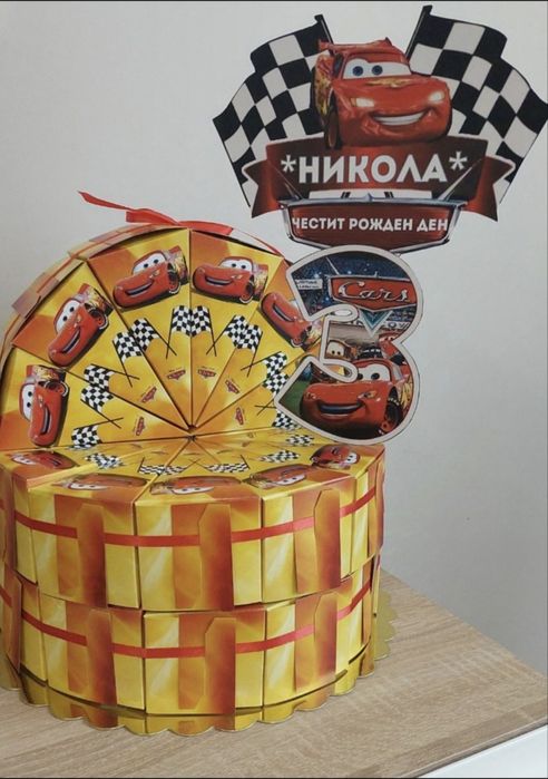 Картонена торта, почерпка за градина от хартия