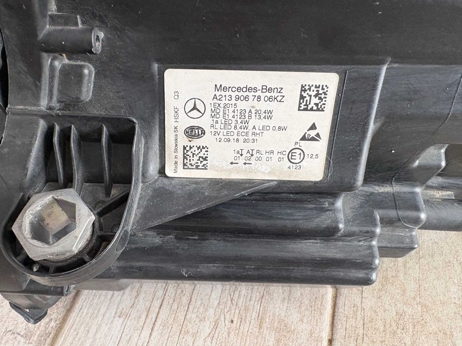 Far dreapta Mercedes E class W213 dupa 2016 cod A2139067806