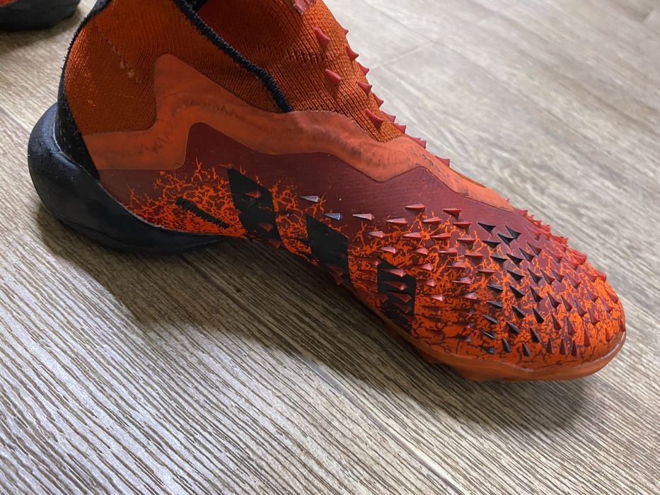 Сороконожки предаторы Адидас