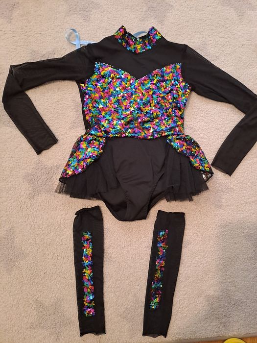 Costum.gimnastica/dans 6-7 ani