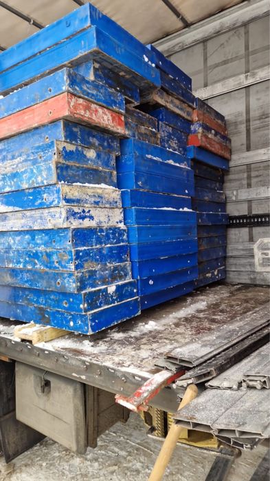 Продается опалубка крупнощитовая с ндсом