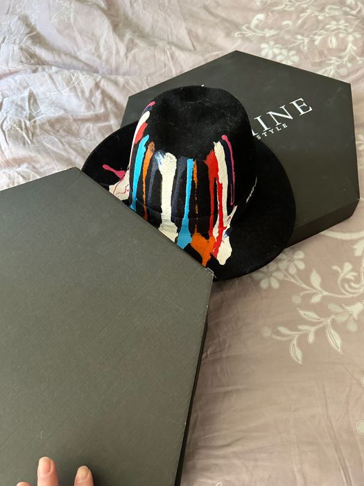 Вълнена дизайнерска шапка