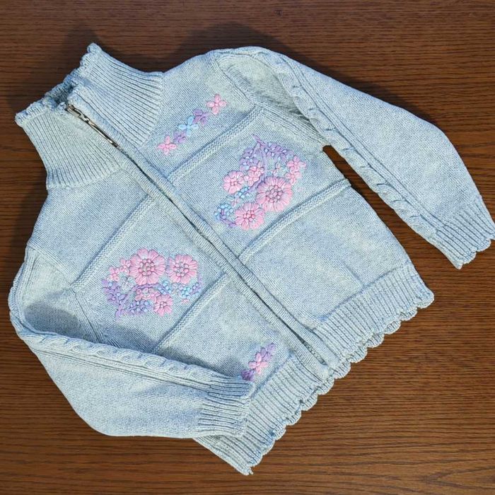 Кофточки для девочки 5 по цене одной