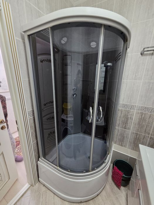 Душевая кабинка отдам