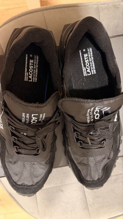 Кроссовки новые