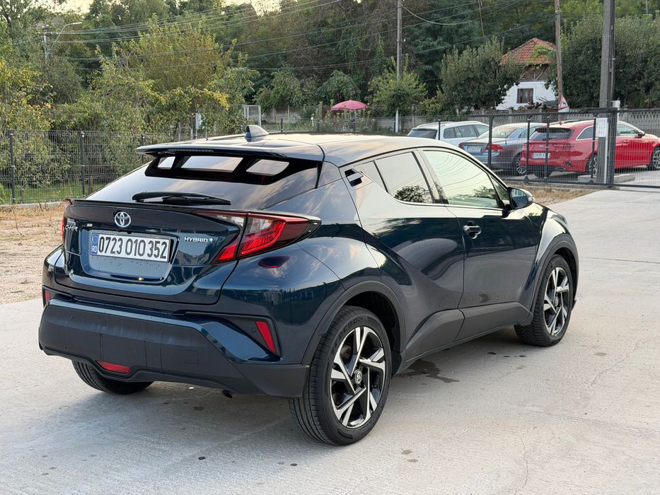 TOYOTA C-HR 2023 — imagine 5