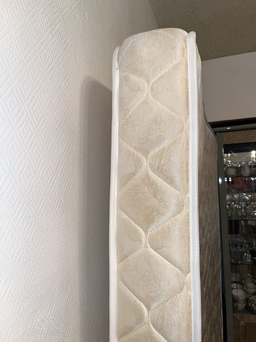 Матрас 180х200