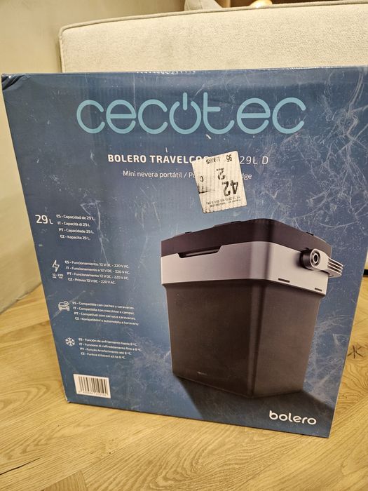 Vând cutie / lada frigorifica auto electrica CECOTEC bolero 29L