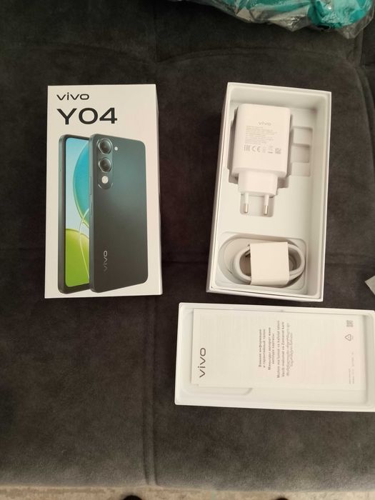 Продам телефон Vivo Y04