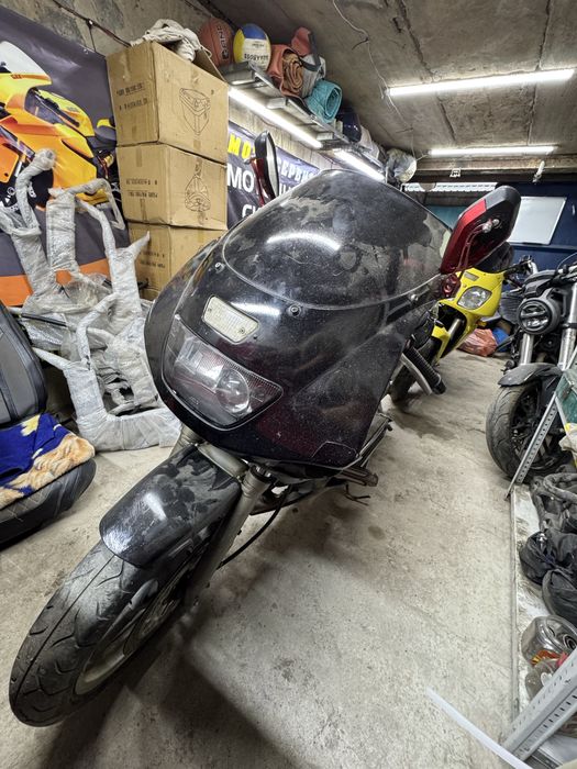 Мотоцикл yamaha fzr600