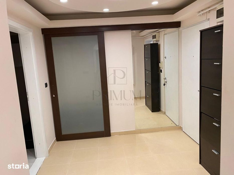 Olimpia Stadion - Etaj 2 - Lift - 4 Camere - 2 Bai - 2 Balcoane - Cent — fotografia 3