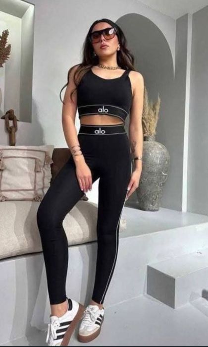 Дамски спортен сет