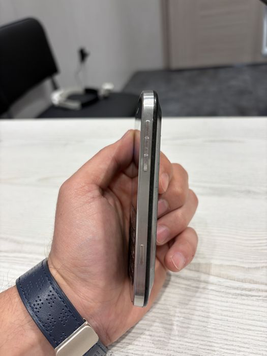 BlackBerry bold 9900