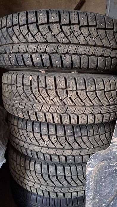 Продам зимние шины