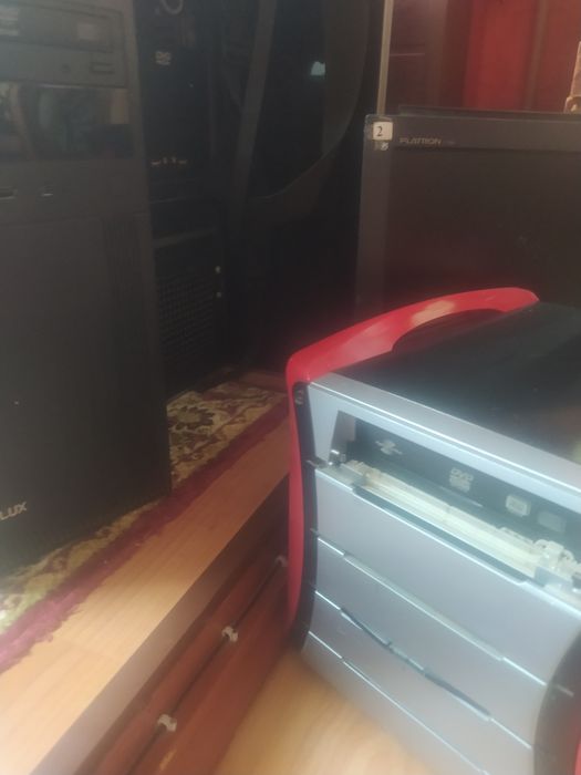 Компьютер монитор