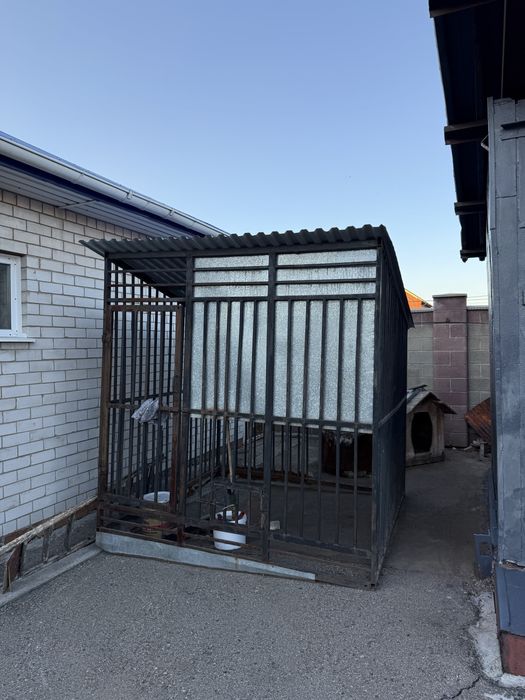 Продам вольер для собак