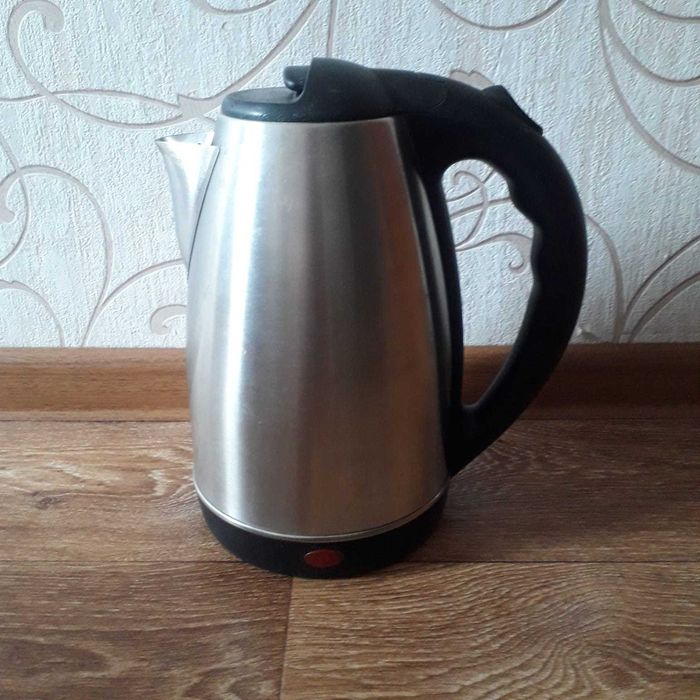 Продам электрический чайник