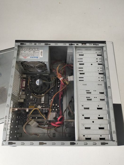 Компьютер монитор