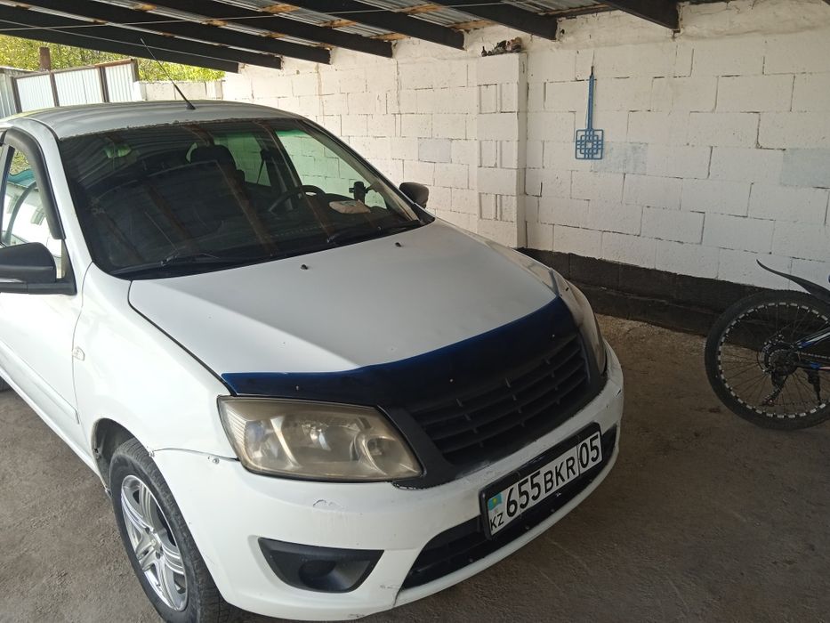 Продам машину лада гранта