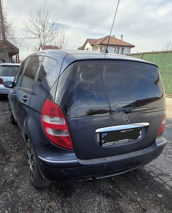 Mercedes- benz A200