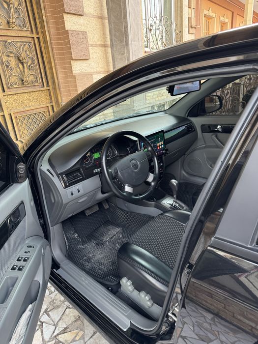 Laseti jentra kraska toza