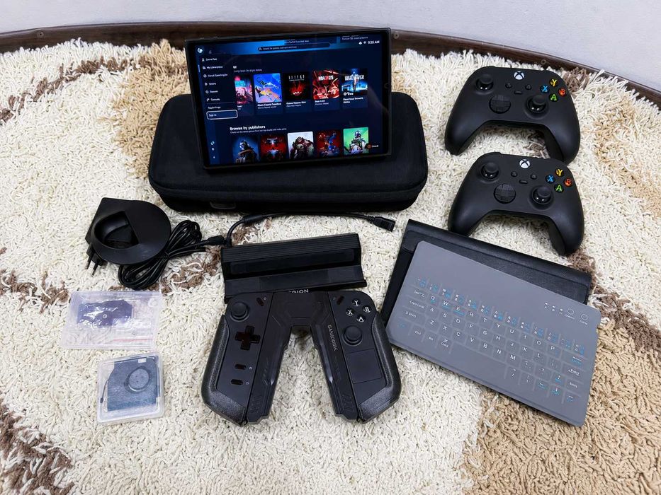 Consola handheld Lenovo Legion GO Z1 Extreme (v2) -  pachet complet cu accesorii