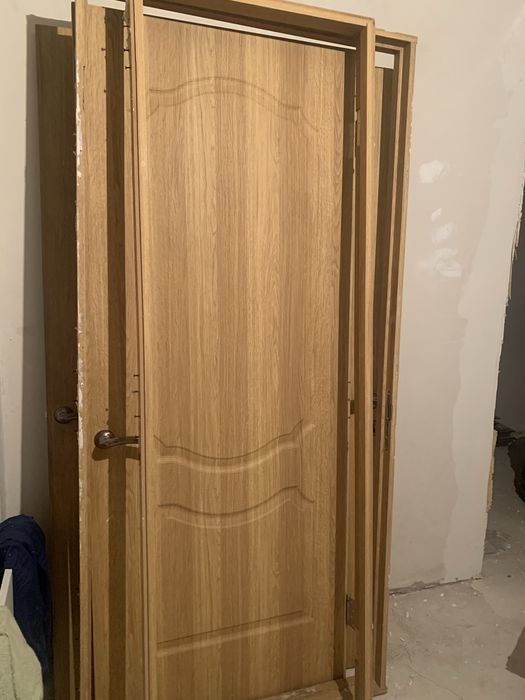 Ламинат есіктер сатамын срочно бағасына келісеміз