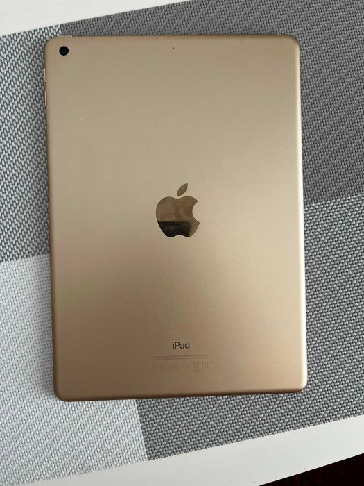 iPad uri Air 2 64 GB si Generatia 5 32 Gb