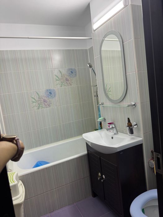 Apartament 3 camere de inchiriat