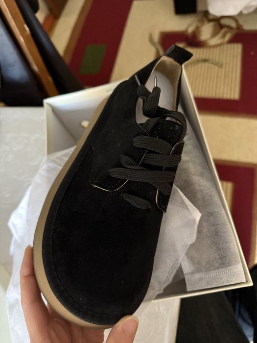 Замшевая обувь….