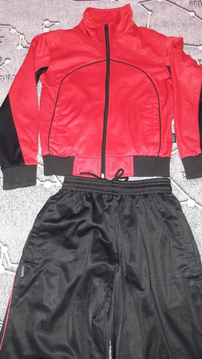 Спортивный костюм