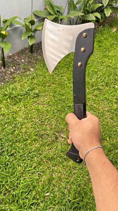 Испанска брадвичка MUELA HA-W с кожен калъф Брадва за туризъм