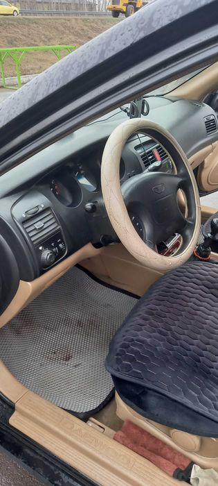 Продам машину daewoo