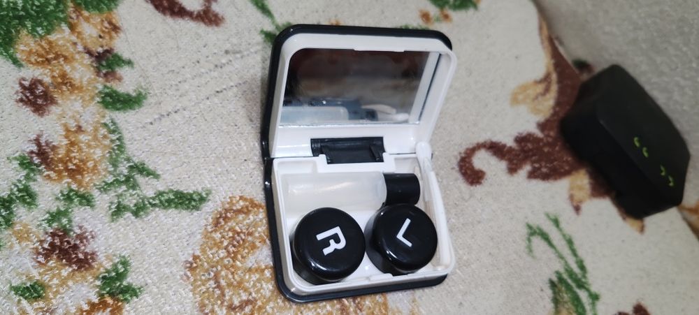 Контейнер для линз