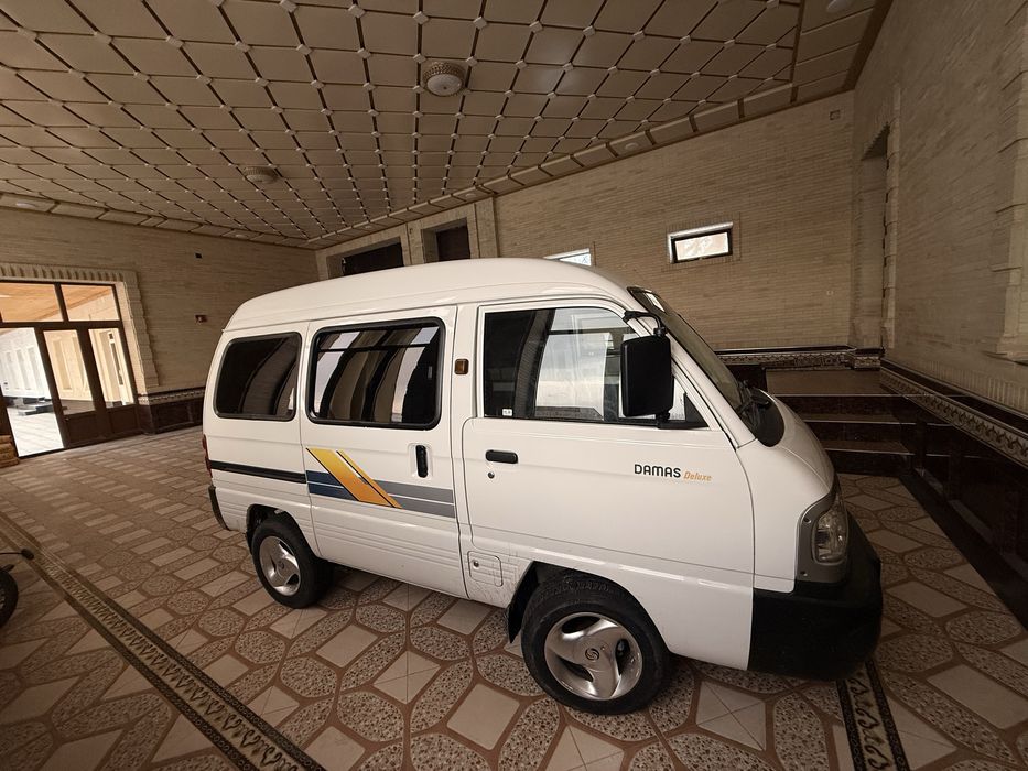 Damas Avtomobil sotiladi